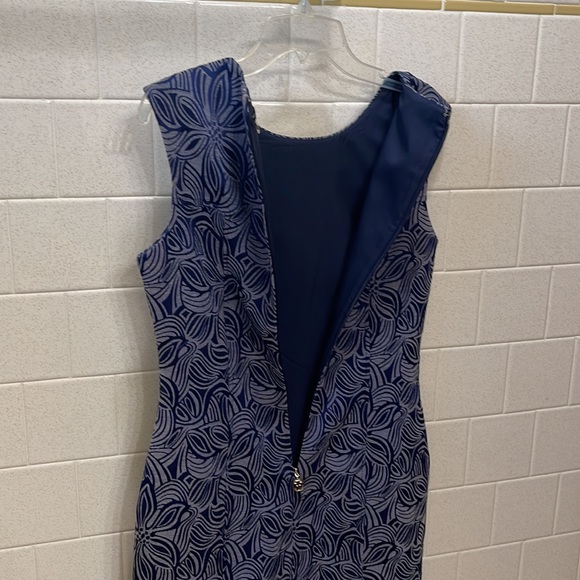 Tommy Hilfiger Blue Patterned Dress Sz 2/ straight fits sleeveless - Picture 8 of 9